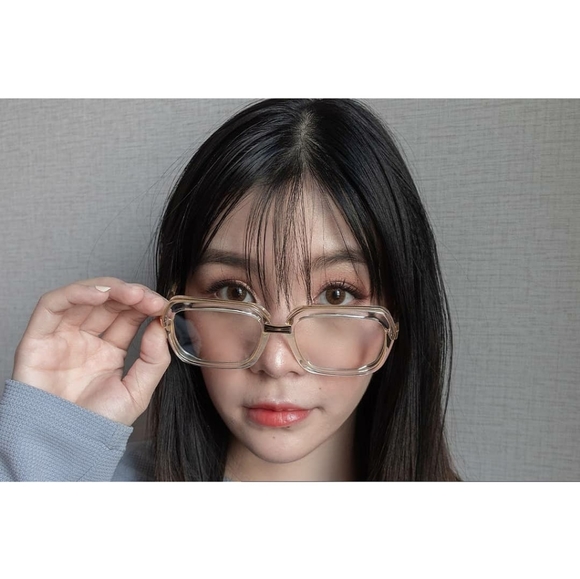 NEW CELINE WOMEN SQUARE GOLD EYEWEAR CL40050U 022 EYEGLASSES CL 40050U - Picture 3 of 4